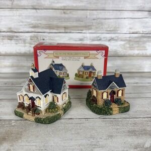 Liberty Falls Americana‎ Collection Set of 2 Church and Social Hall 1999 HSE9